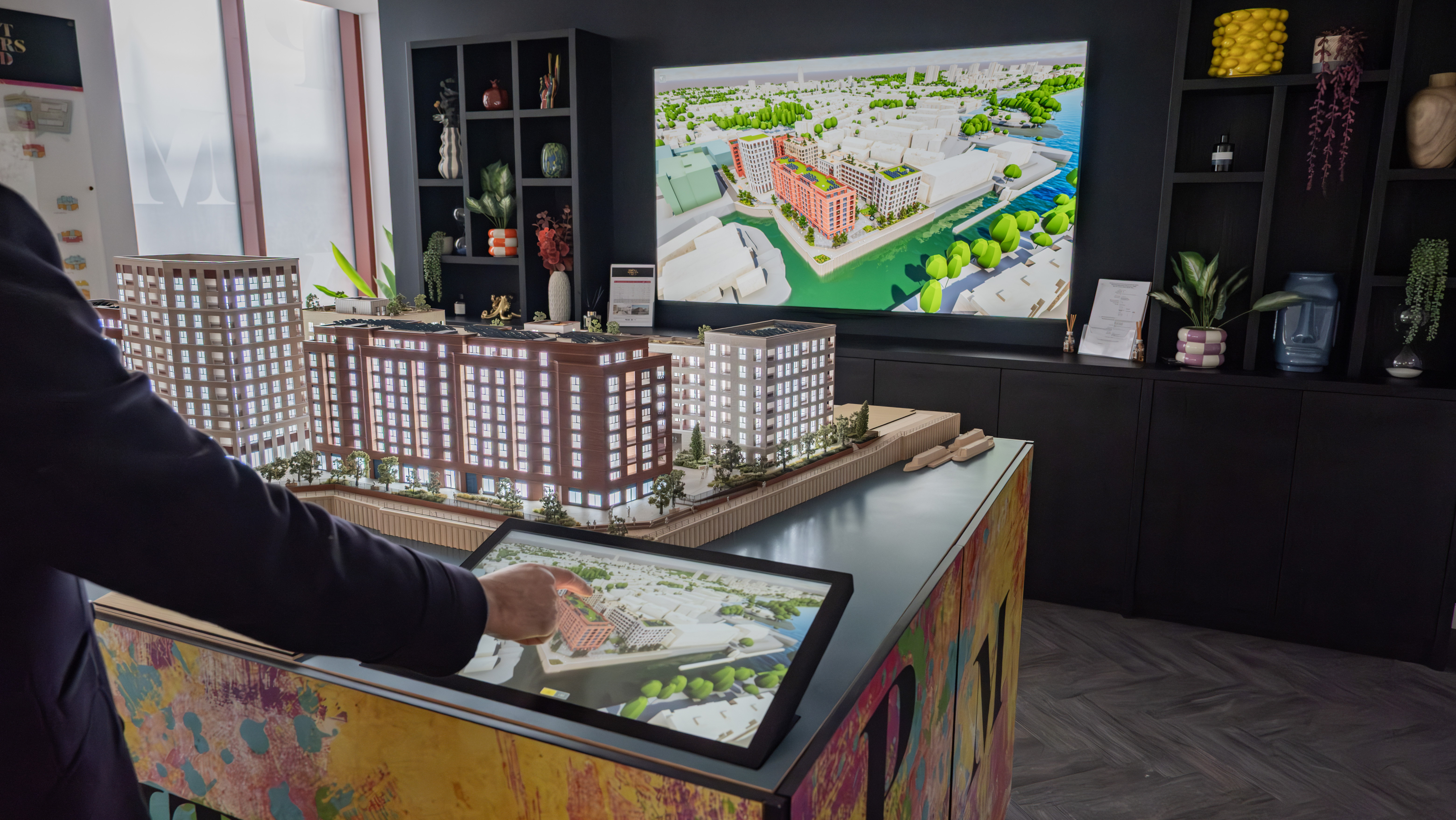 Printmakers Yard interactive with scale model in marketing suite